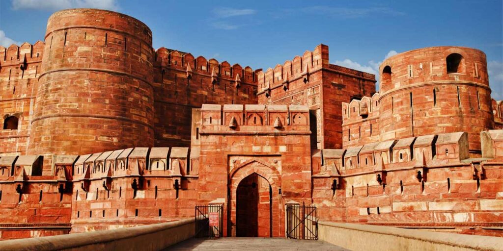 Agra Fort A Majestic Fortification and Mughal Marvel