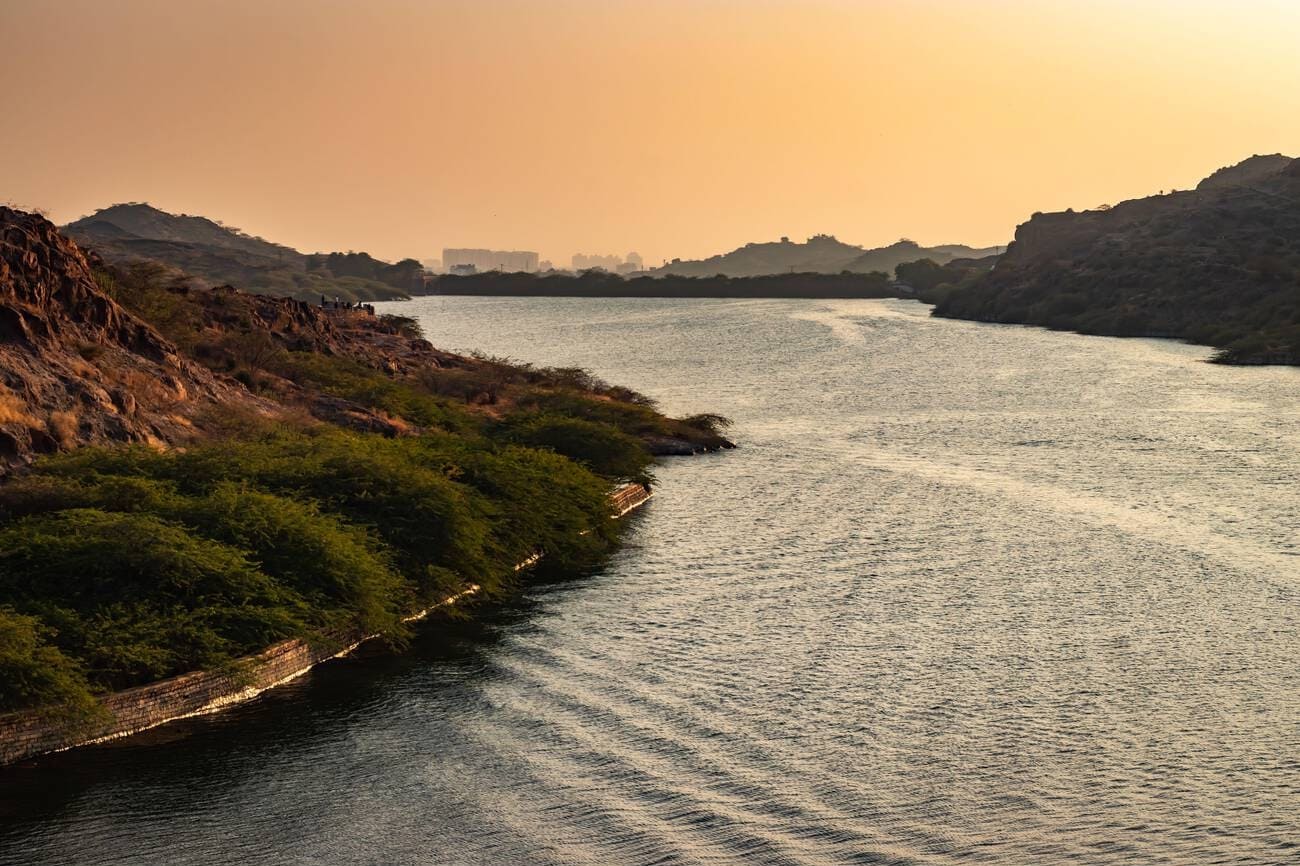 Kaylana Lake A Tranquil Oasis Amidst Jodhpur’s Desert Landscape