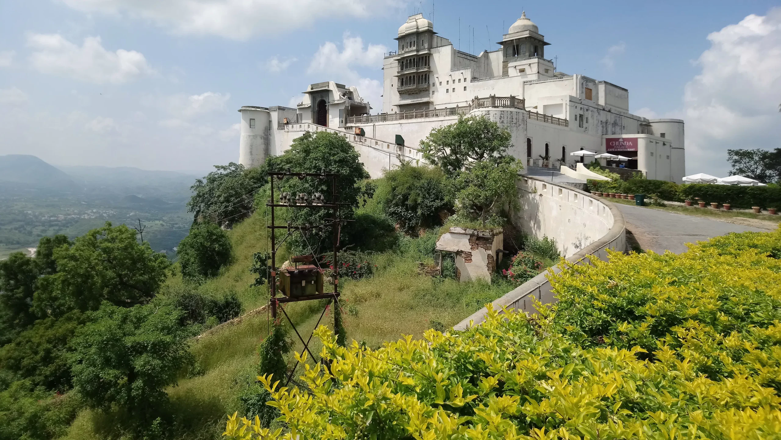 Monsoon Palace Udaipur’s Majestic Hilltop Retreat with Panoramic Views